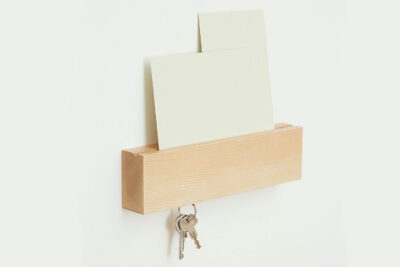 WOODEE - Das Schlüsselbrett mit Bilderleiste in Eschenfurnier